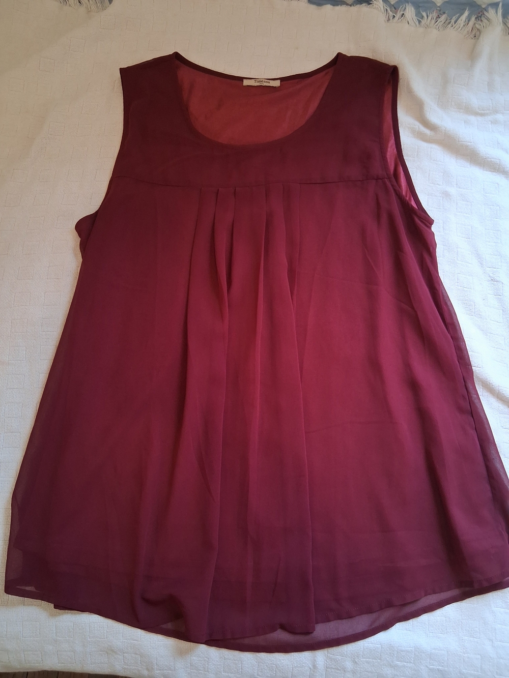 Women's Pleated Sleeveless Tank Top in Burgundy